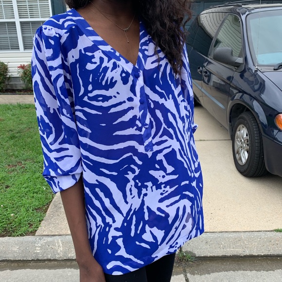 Light, Longsleeved Sophia Blouse - Picture 4 of 8